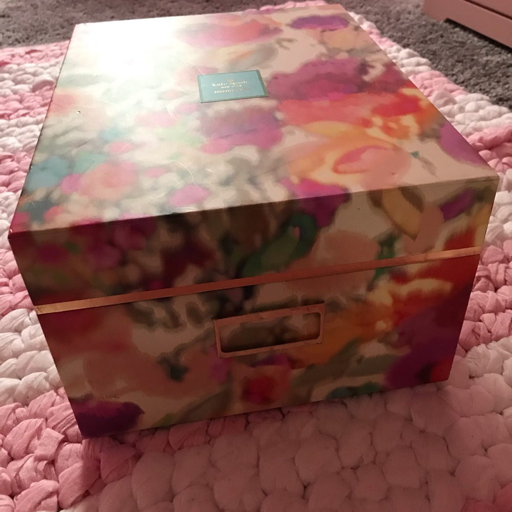 Kate spade storage box